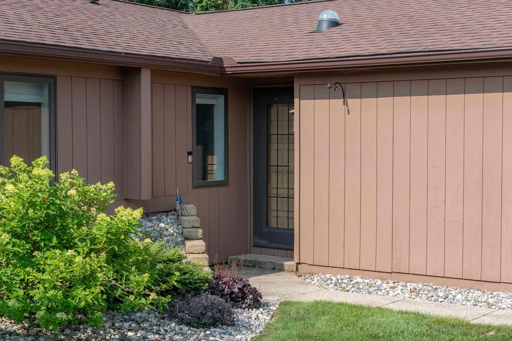 118 Darley Avenue Auburn City MI 48611