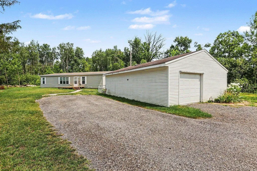 130 W Bradford Road Lee Township MI 48640