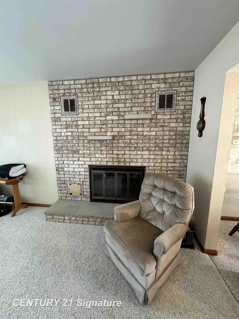 2705 Luella Avenue Saginaw Charter Township MI 48603