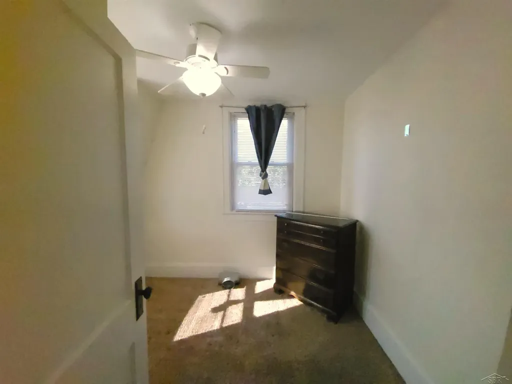 1812 Cadillac Street Flint City MI 48504