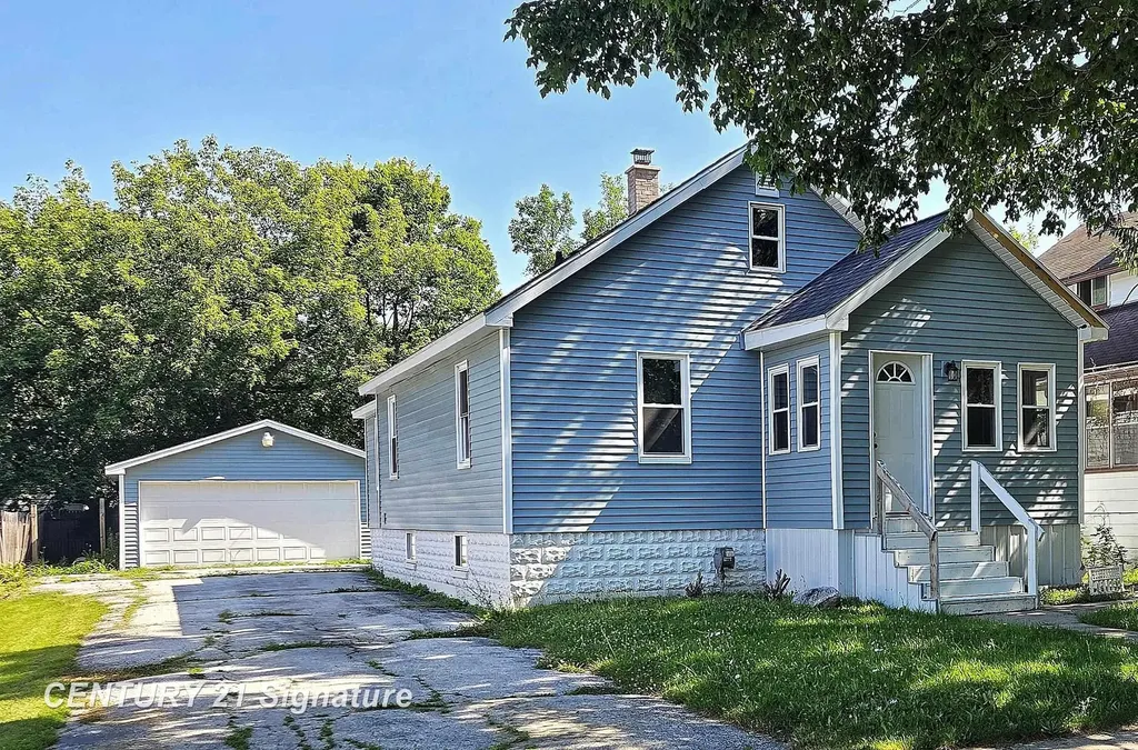 1516 Vermont Street Saginaw City MI 48602