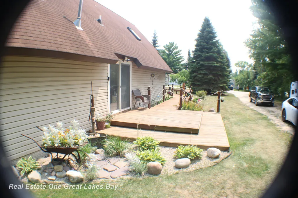1911 N Ogemaw Trail Churchill Township MI 48661