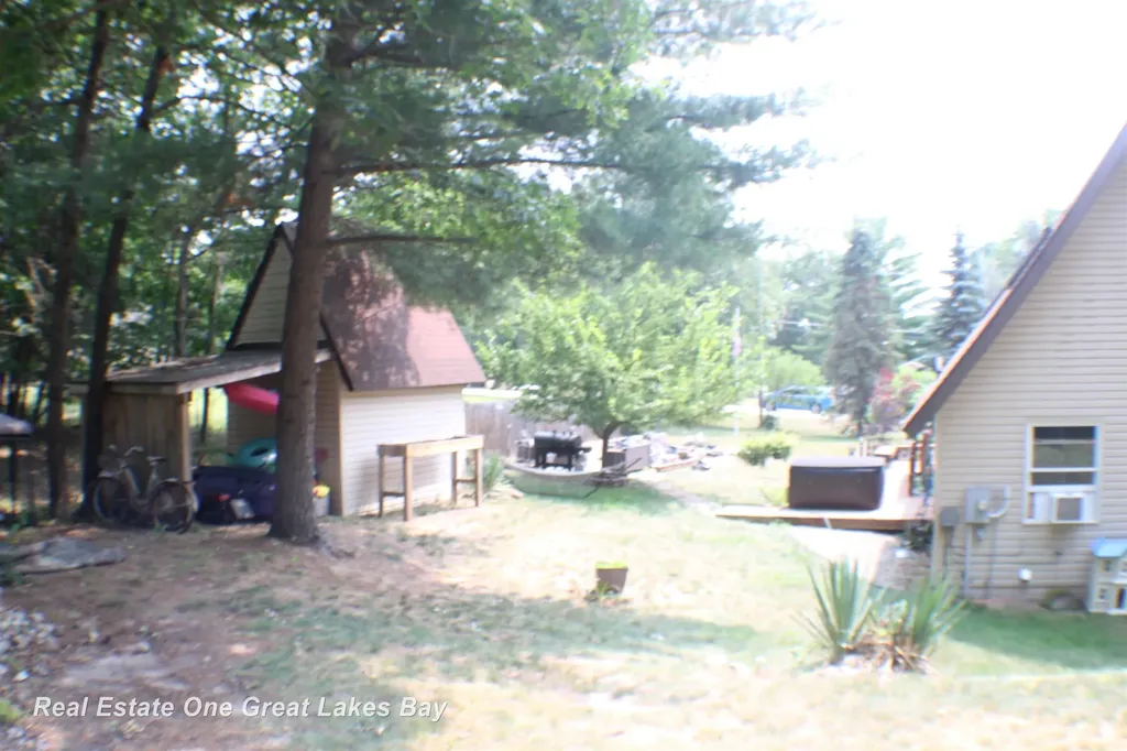 1911 N Ogemaw Trail Churchill Township MI 48661