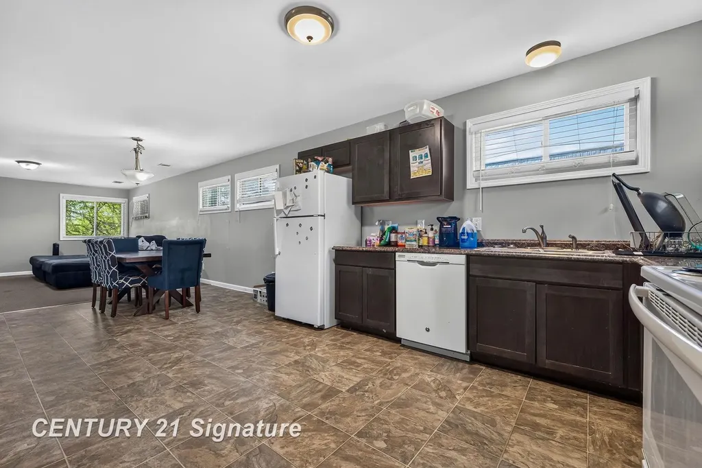 2219 Marshall Court Saginaw City MI 48602