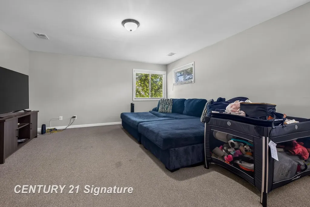 2219 Marshall Court Saginaw City MI 48602