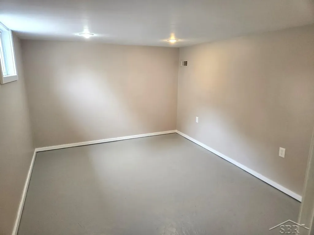 1609 S Van Buren Street Bay City City MI 48708