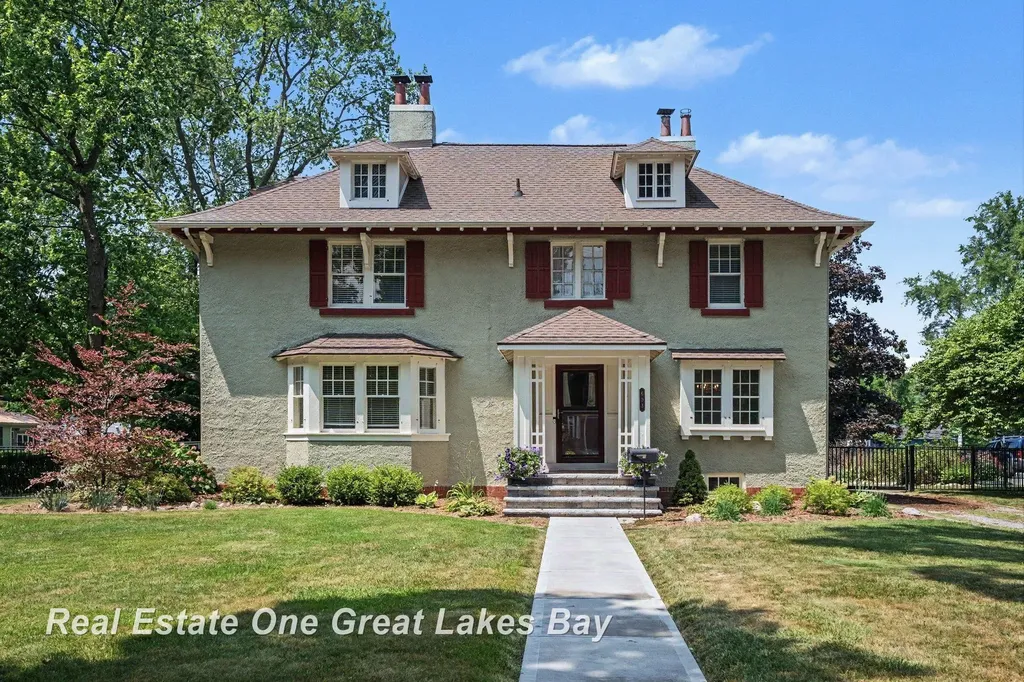 603 Park Avenue Bay City City MI 48708