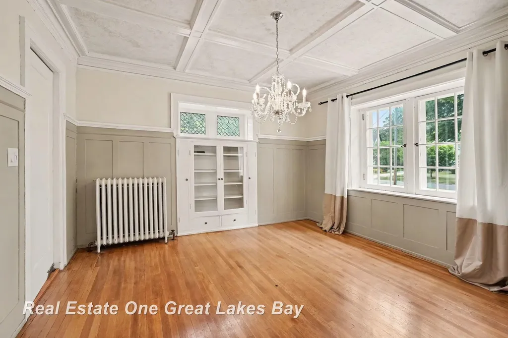 603 Park Avenue Bay City City MI 48708