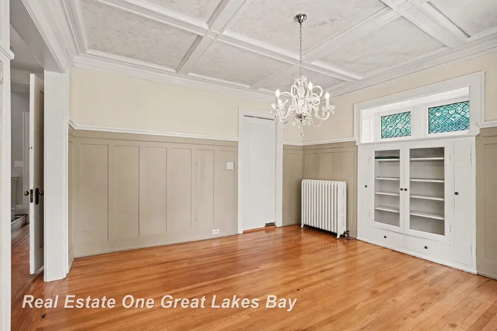 603 Park Avenue Bay City City MI 48708