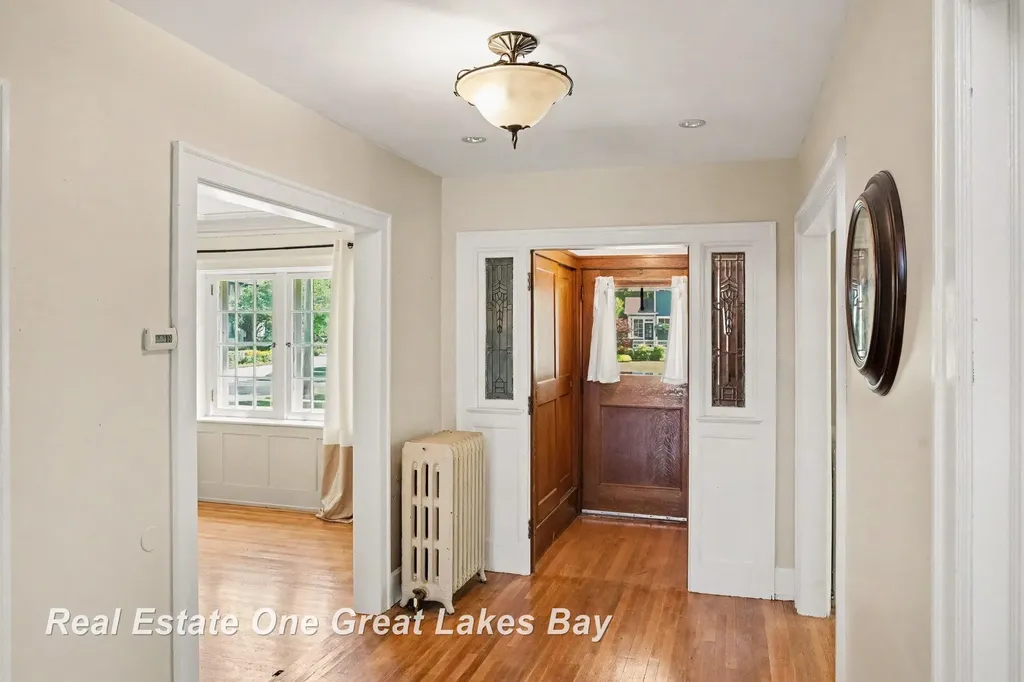 603 Park Avenue Bay City City MI 48708