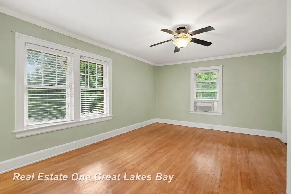 603 Park Avenue Bay City City MI 48708