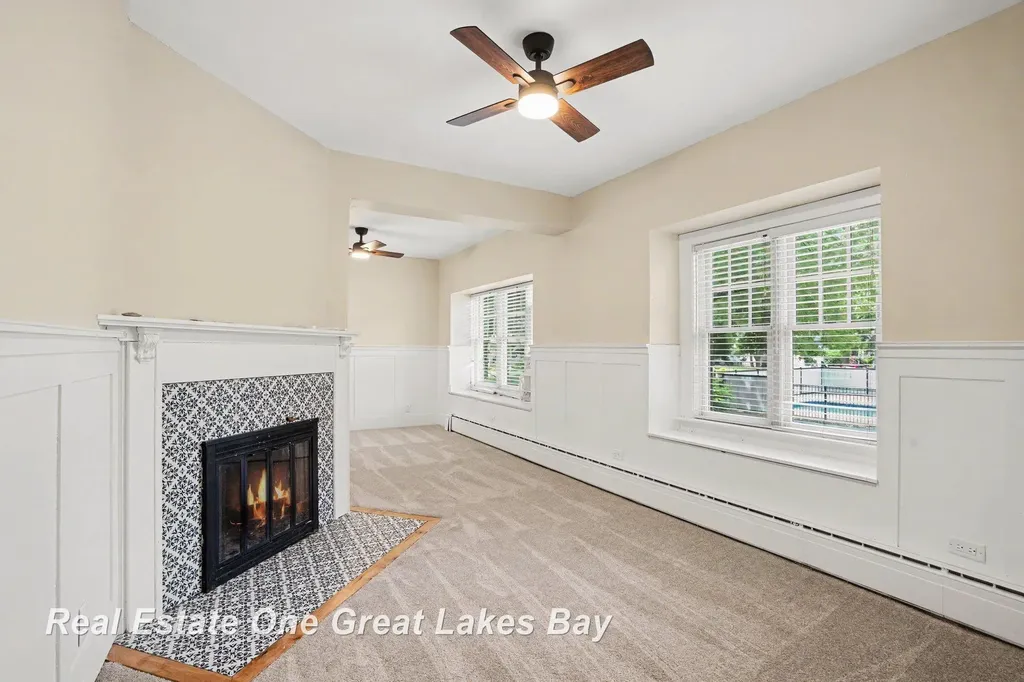 603 Park Avenue Bay City City MI 48708
