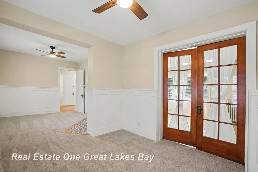 603 Park Avenue Bay City City MI 48708