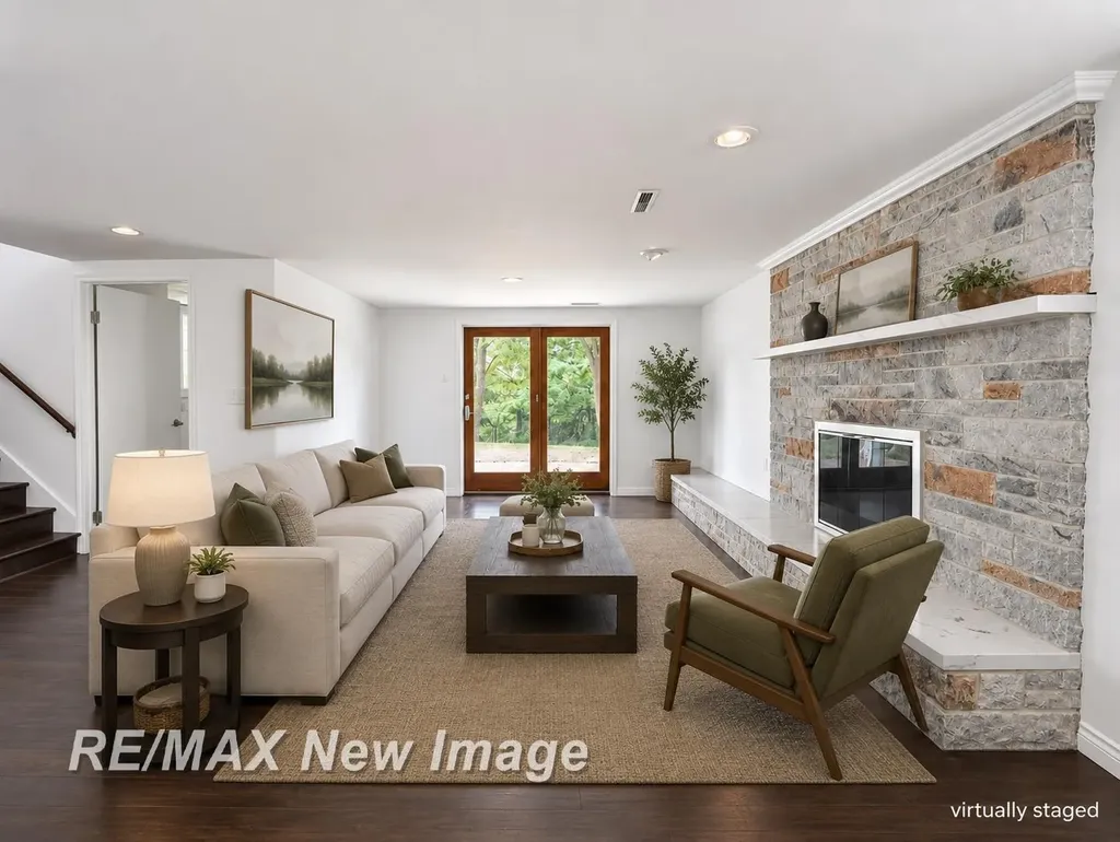 2 Mary Lane Court Frankenmuth City MI 48734