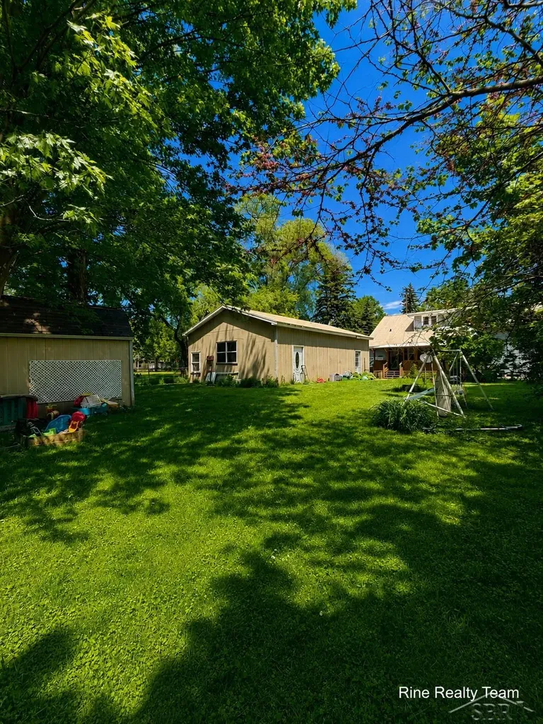 111 W Broadway Street Scottville City MI 49454