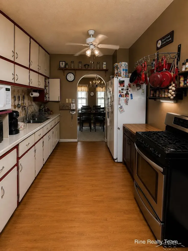 111 W Broadway Street Scottville City MI 49454