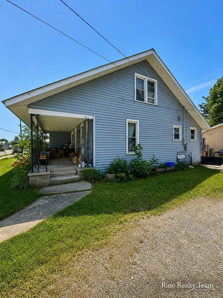 111 W Broadway Street Scottville City MI 49454