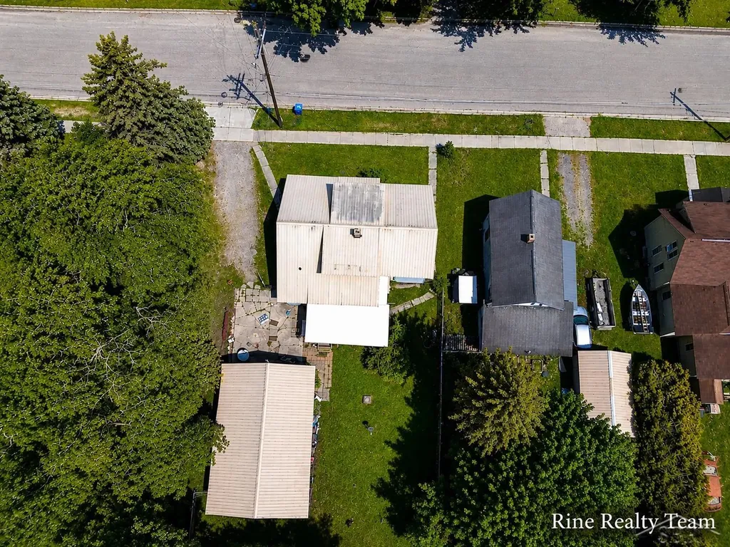 111 W Broadway Street Scottville City MI 49454
