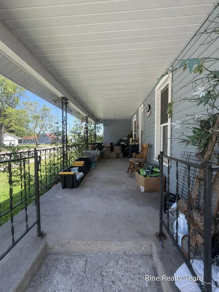 111 W Broadway Street Scottville City MI 49454