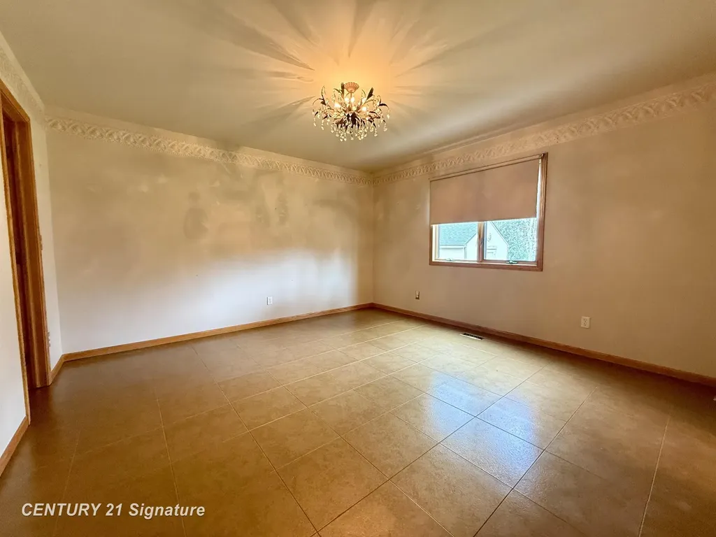 1500 Hemmeter Road Saginaw Charter Township MI 48638