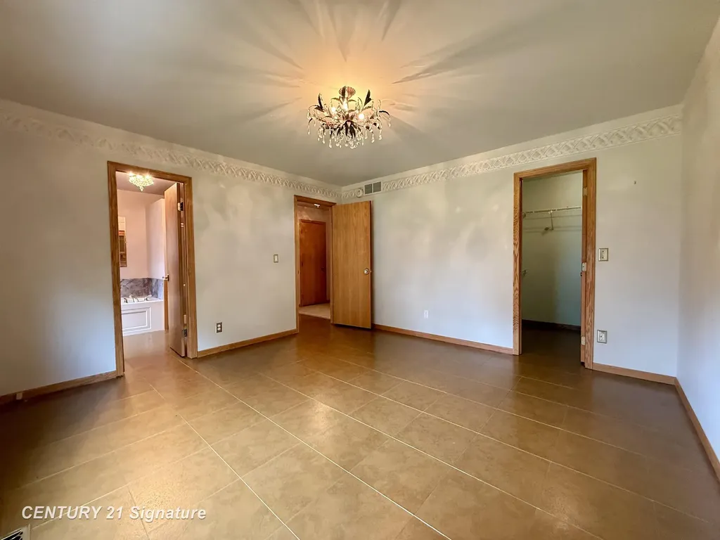 1500 Hemmeter Road Saginaw Charter Township MI 48638