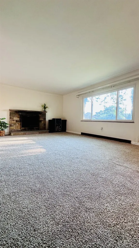 352 S 29th Street Buena Vista Charter Township MI 48601