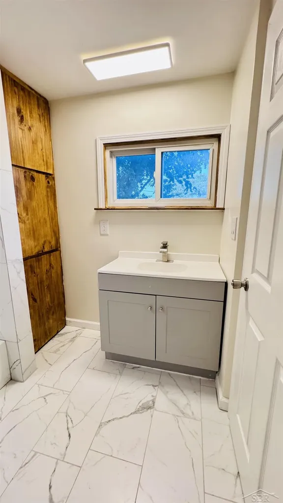 352 S 29th Street Buena Vista Charter Township MI 48601