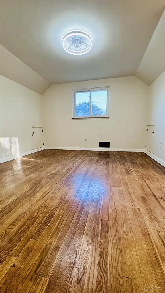 352 S 29th Street Buena Vista Charter Township MI 48601