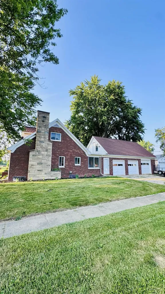 352 S 29th Street Buena Vista Charter Township MI 48601