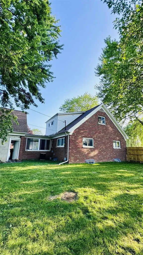 352 S 29th Street Buena Vista Charter Township MI 48601
