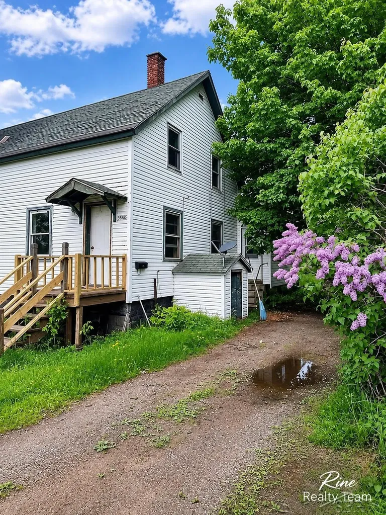 56685 Rockland Street Houghton City MI 49913