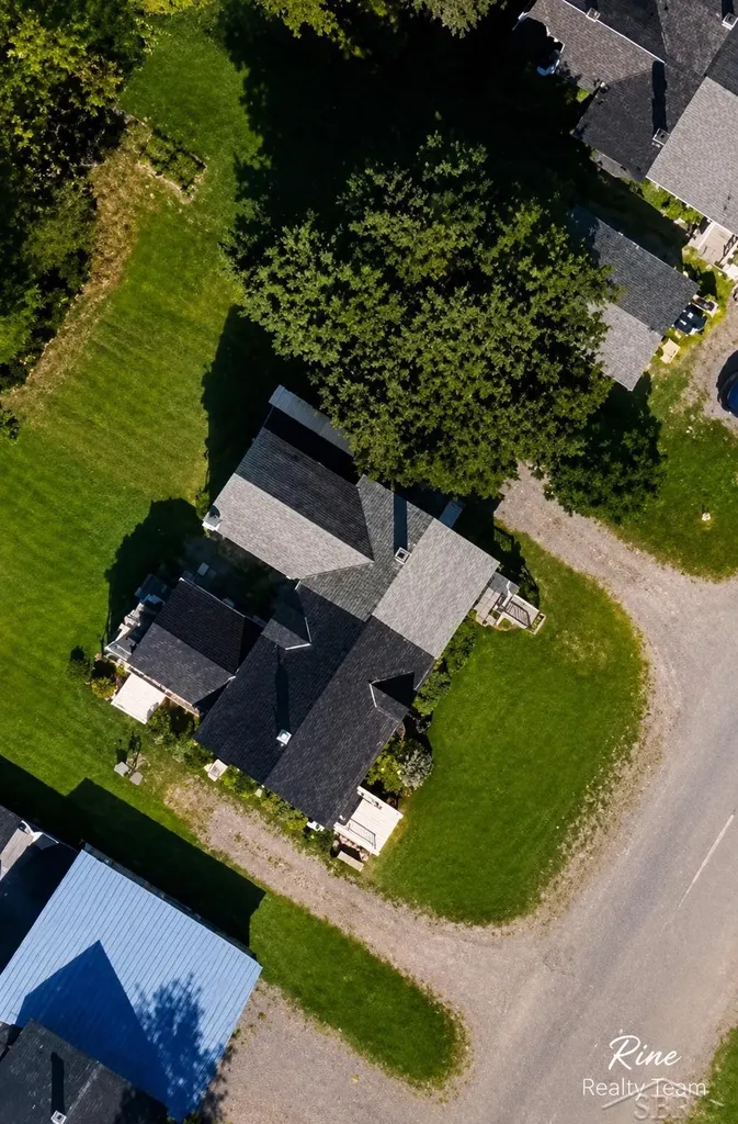 56685 Rockland Street Houghton City MI 49913