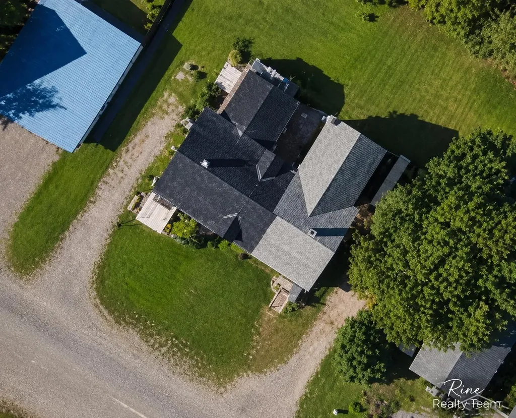 56685 Rockland Street Houghton City MI 49913