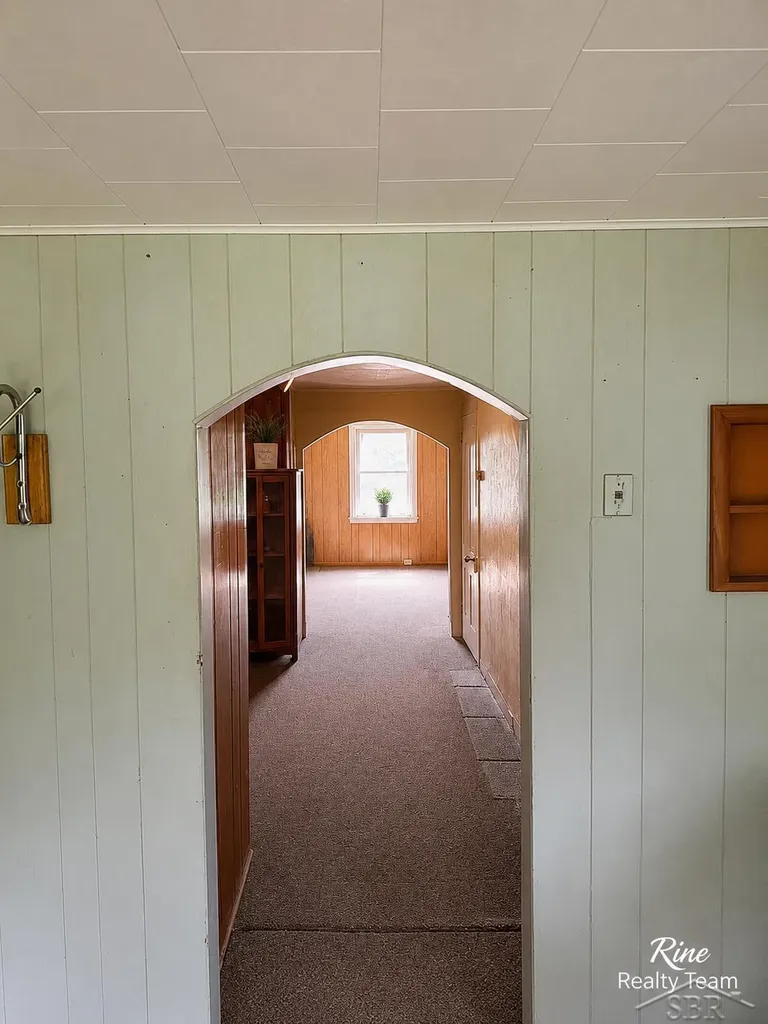 56685 Rockland Street Houghton City MI 49913