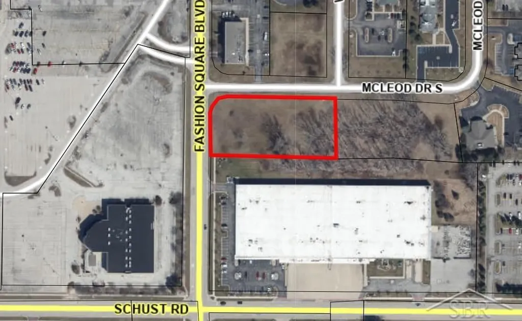 S Mcleod Drive Saginaw Charter Township MI 48604