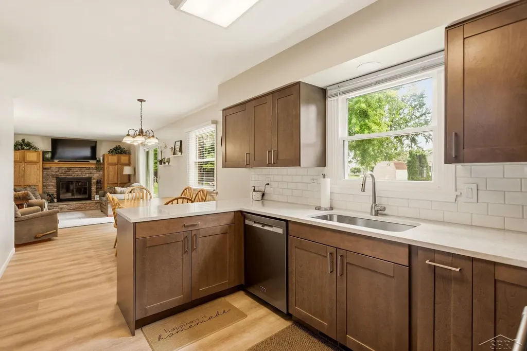 5873 Thistle Drive Saginaw Charter Township MI 48638