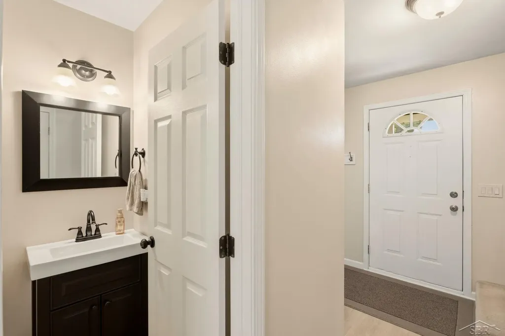 5873 Thistle Drive Saginaw Charter Township MI 48638