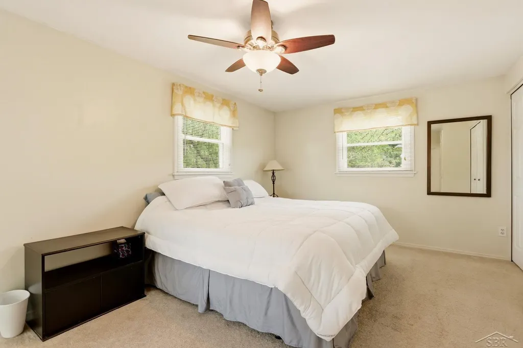 5873 Thistle Drive Saginaw Charter Township MI 48638