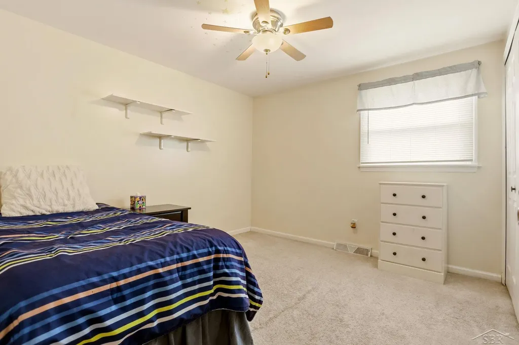 5873 Thistle Drive Saginaw Charter Township MI 48638