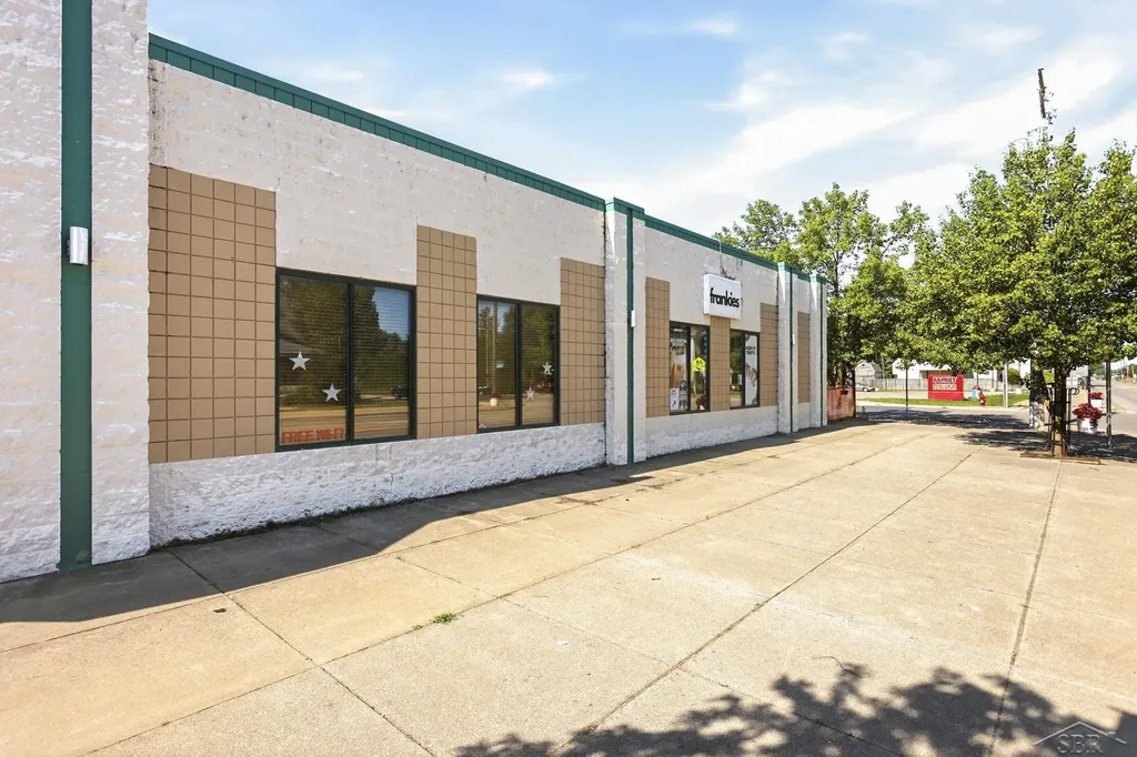 265 W Saginaw Street Richland Township MI 48626