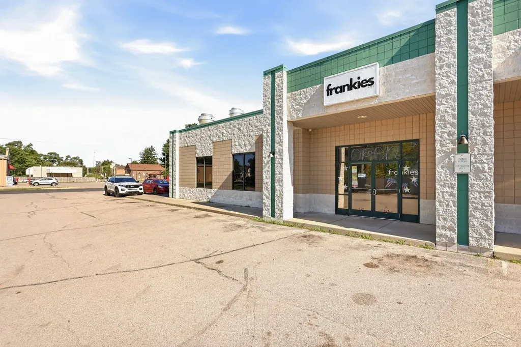 265 W Saginaw Street Richland Township MI 48626
