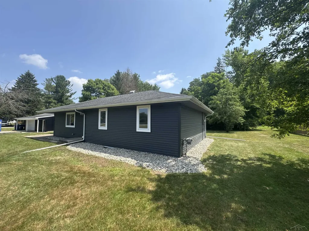 5535 Fort Road Bridgeport Charter Township MI 48601