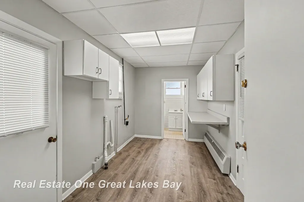 2535 E Greendale Drive Saginaw Charter Township MI 48603