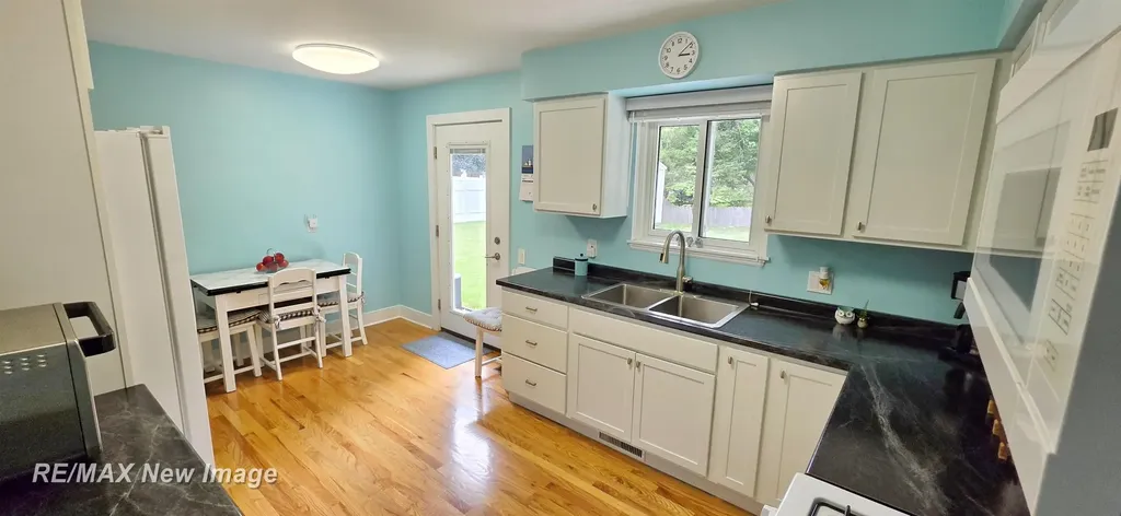 1050 Curwood Road Thomas Township MI 48609