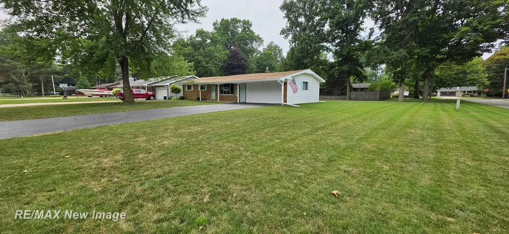 1050 Curwood Road Thomas Township MI 48609