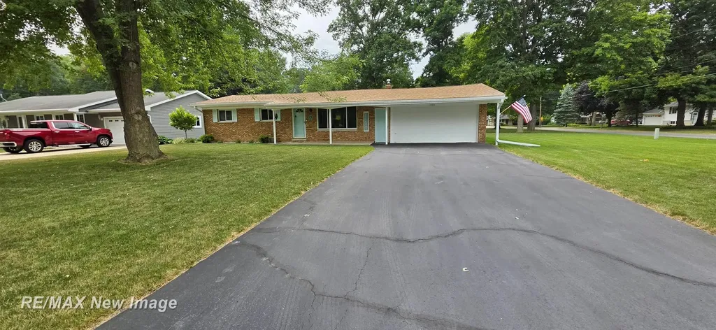 1050 Curwood Road Thomas Township MI 48609