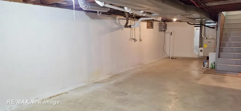 1050 Curwood Road Thomas Township MI 48609