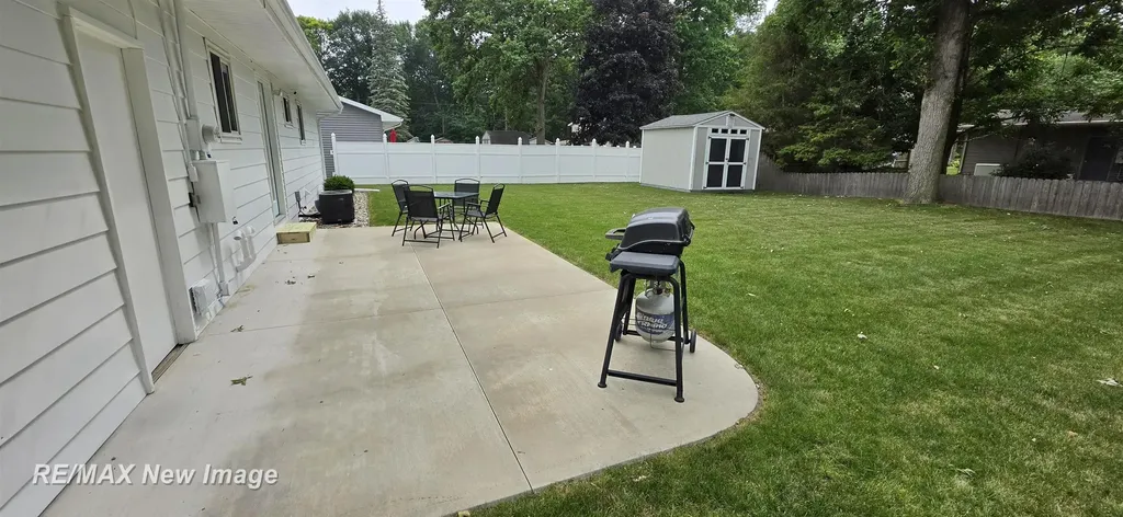 1050 Curwood Road Thomas Township MI 48609