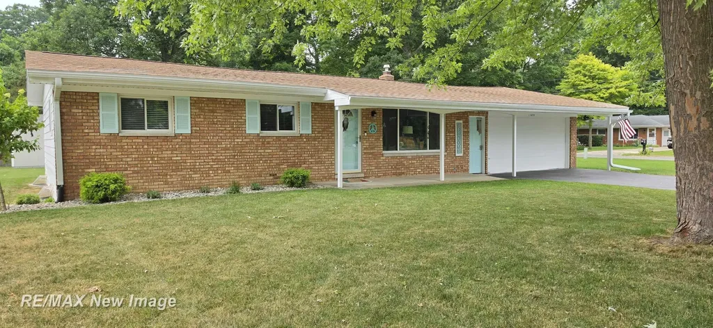 1050 Curwood Road Thomas Township MI 48609