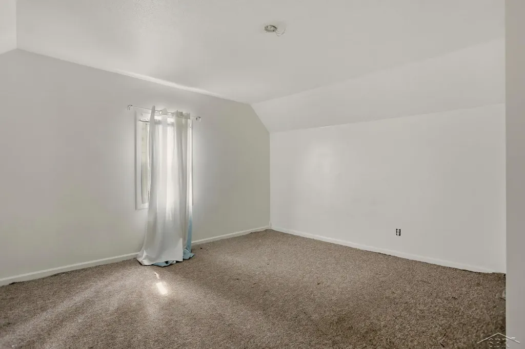 1427 Brown Street Saginaw City MI 48601